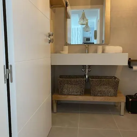Apartment Precioso Con Terraza Y Piscina En Portonovo-sanxenxo