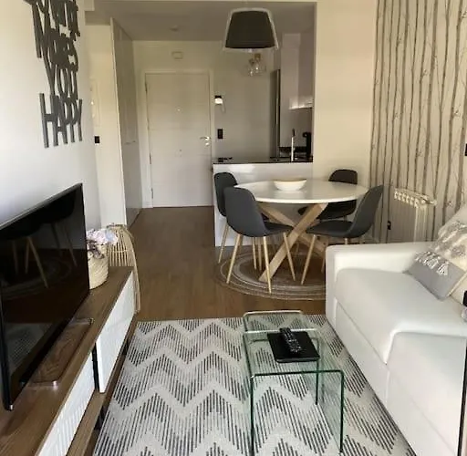 Διαμέρισμα Precioso Con Terraza Y Piscina En Portonovo-sanxenxo *